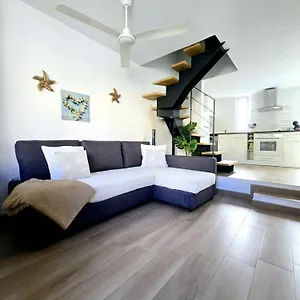 https://dream-holiday-las-americas.in-canary-islands.com