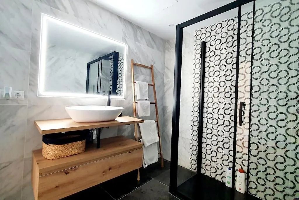 Spacious Loft, Parking Free M Malaga Spain